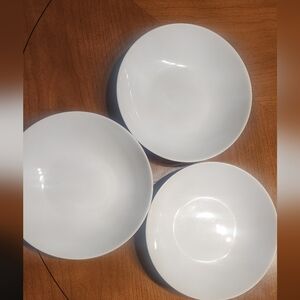 The Pampered Chef White Pasta Bowls - Set of 3